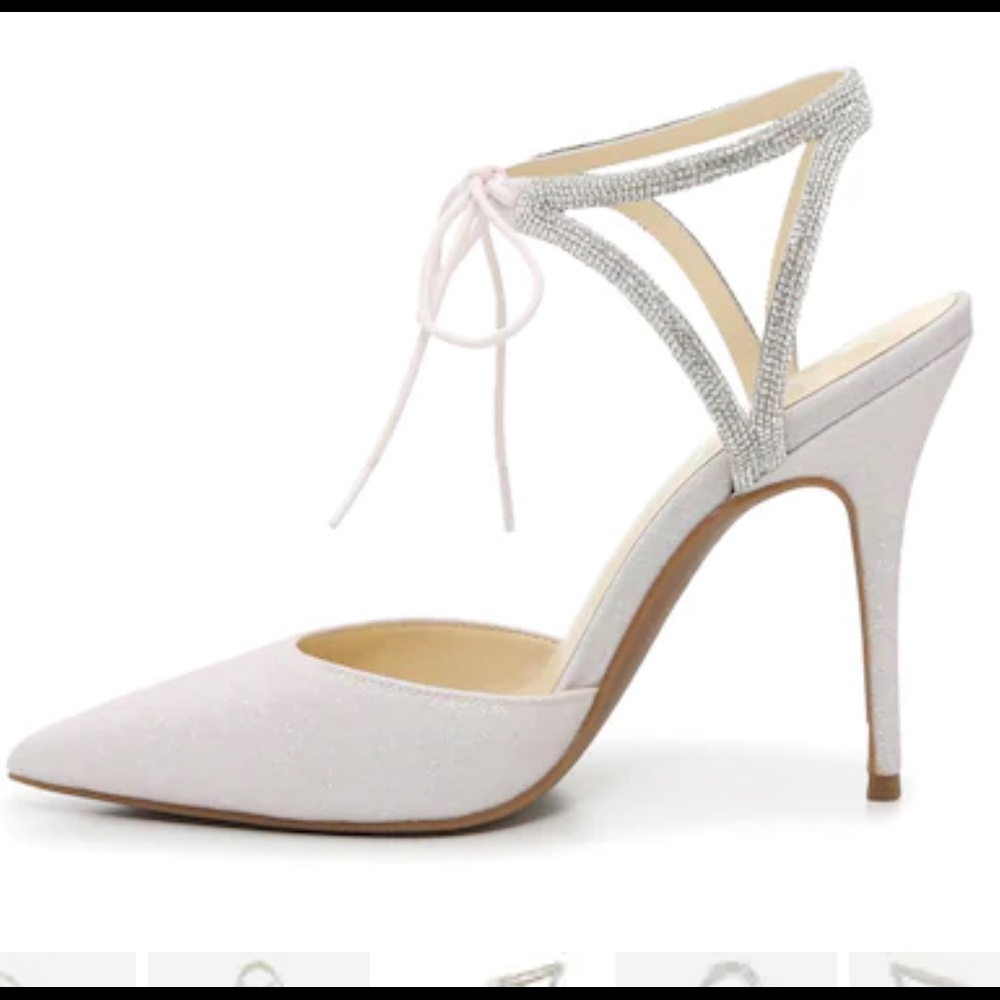 Jessica Simpson-Wesira Pump